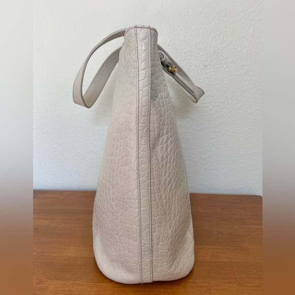 COPY - Brahmin Brayden Pearlized Ivory/Light Gray Leather Tote Bag Croc Embossed - Picture 2 of 15